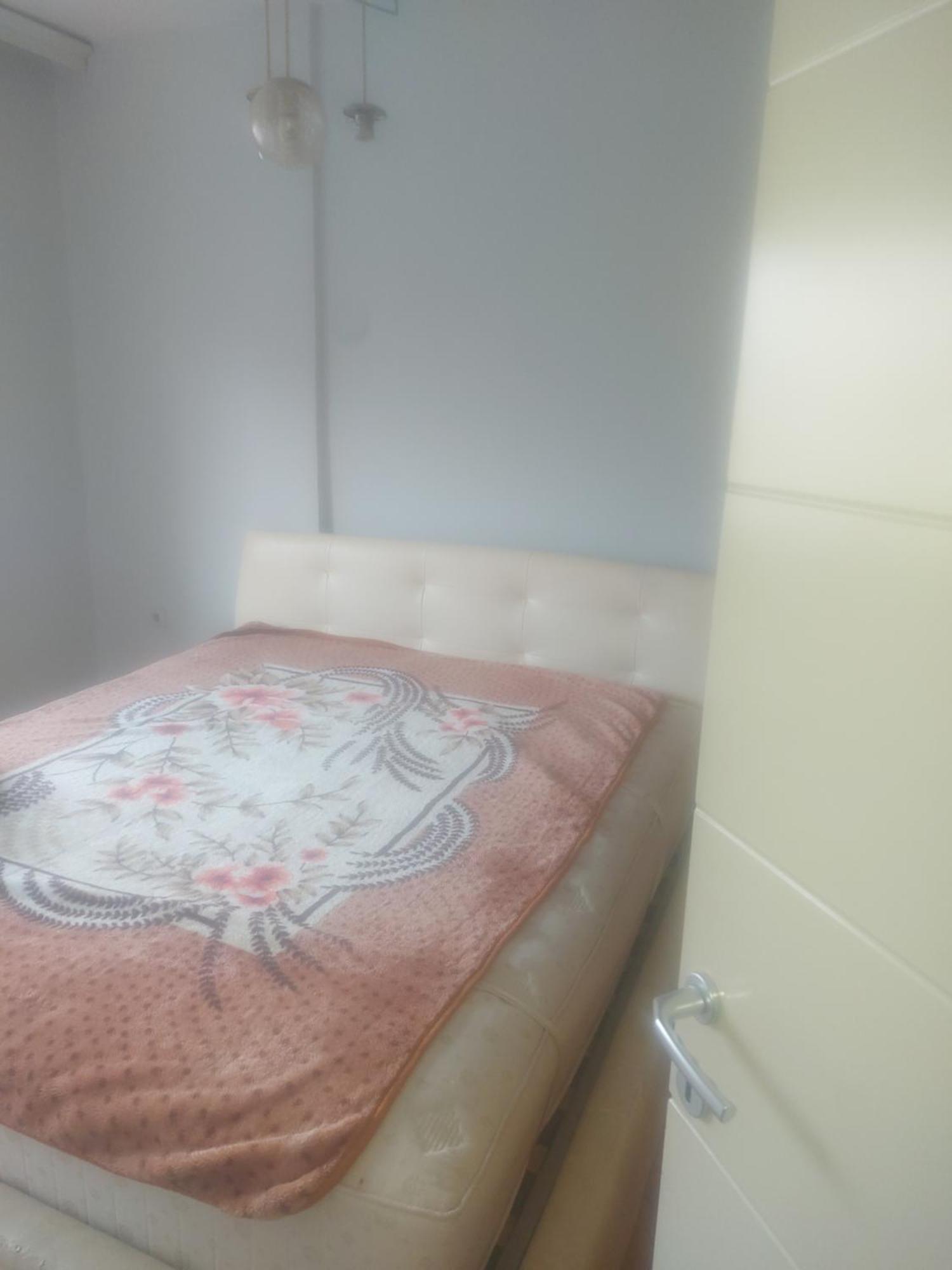 Hana'S Luxury Apartment Szkopje Kültér fotó